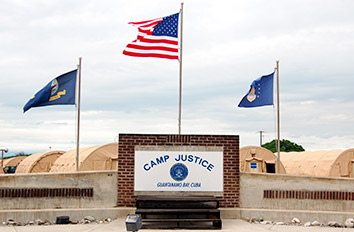 gitmo6-lemmerdsc-0185-2col.jpg