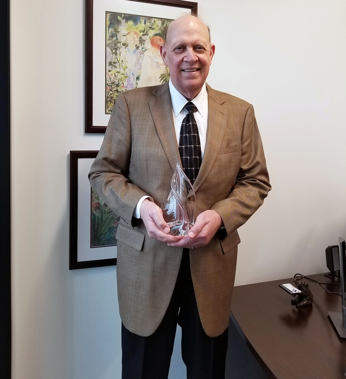 Indy lawyer presented lifetime service award from DRI The Indiana Lawyer